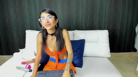          online show from 01/25/25, 12:06