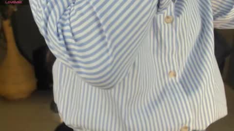 Mila online show from 10/05/25, 04:33