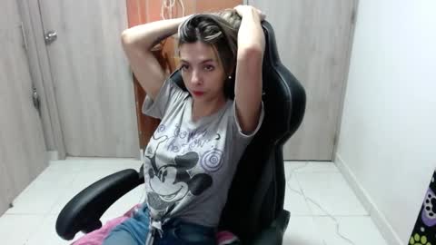 milacoxx8819 online show from 02/09/25, 02:17