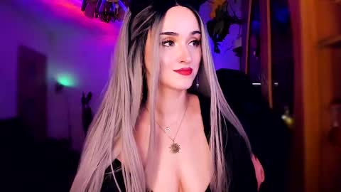 MiladyJolie online show from 01/11/25, 04:06