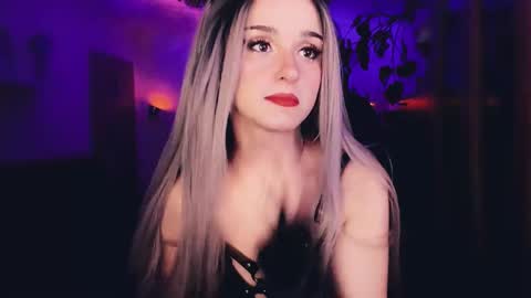 MiladyJolie online show from 09/09/25, 02:22