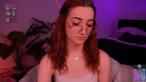 Snapshot of milaflameee_ chatting on 06/09/26, 04:29 Mila . online show from 06/09/26, 04:29