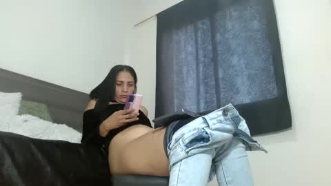 mila online show from 01/20/25, 04:01