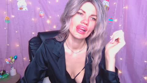 Snapshot of milaloona chatting on 04/09/26, 07:03 Milaloona online show from 04/09/26, 07:03