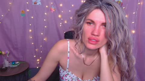 Snapshot of milaloona chatting on 04/12/26, 06:07 Milaloona online show from 04/12/26, 06:07