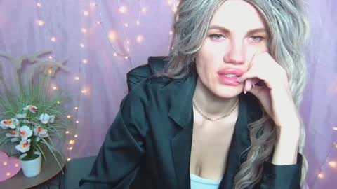Snapshot of milaloona chatting on 04/16/26, 06:47 Milaloona online show from 04/16/26, 06:47