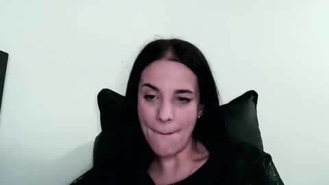 Snapshot of milalunaa chatting on 03/22/26, 09:18 milalunaa online show from 03/22/26, 09:18