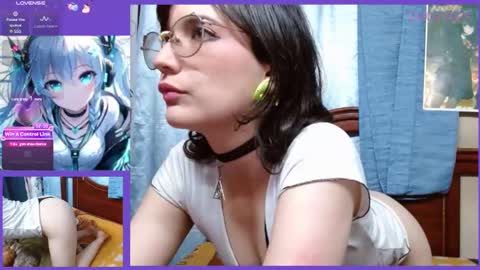 Mila-Lunala online show from 02/26/25, 05:09