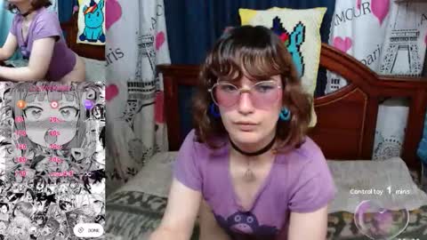 Mila-Lunala online show from 10/22/25, 02:23