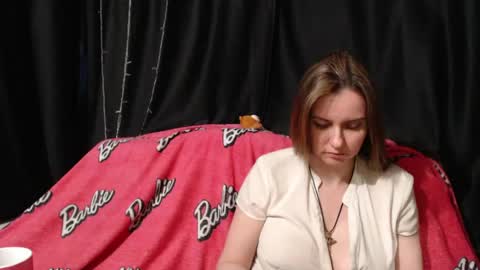 Snapshot of milana696969 chatting on 05/13/26, 03:53 MilAna online show from 05/13/26, 03:53
