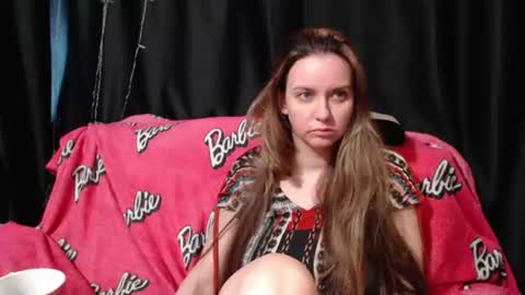 Snapshot of milana696969 chatting on 06/16/26, 03:25 MilAna online show from 06/16/26, 03:25
