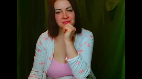 Snapshot of milana9732 chatting on 04/24/26, 06:32 milana9732 online show from 04/24/26, 06:32