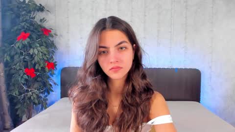 Milana online show from 12/17/24, 08:12