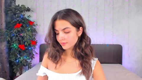 Milana online show from 12/19/24, 11:29