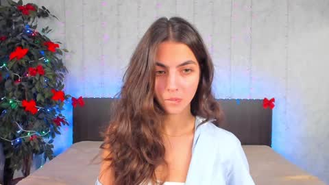 Milana online show from 12/30/24, 02:19
