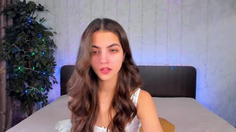 Milana online show from 02/02/25, 08:02