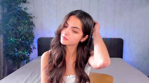 Milana online show from 02/02/25, 11:08