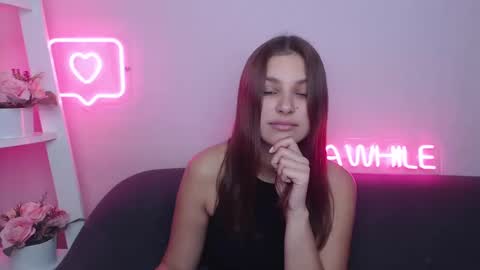 milanaangelas online show from 12/07/24, 05:48