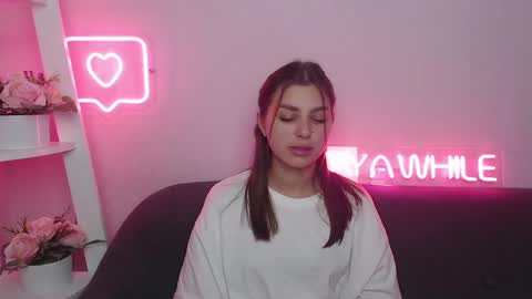 milanaangelas online show from 12/08/24, 11:46