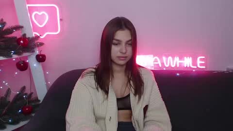 milanaangelas online show from 12/15/24, 08:52
