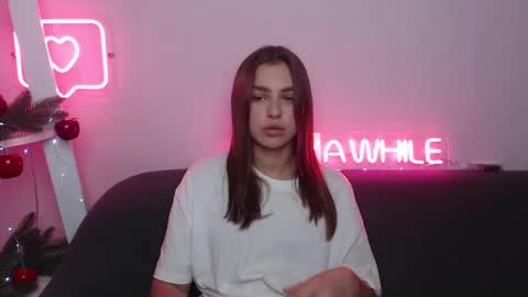milanaangelas online show from 12/17/24, 06:02