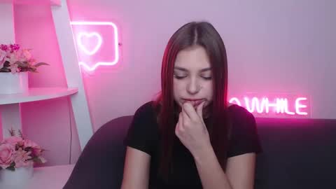 milanaangelas online show from 02/18/25, 06:15