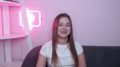 milanaangelas online show from 02/13/26, 05:47