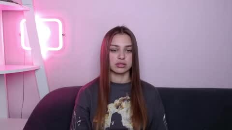 milanaangelas online show from 04/13/26, 07:41