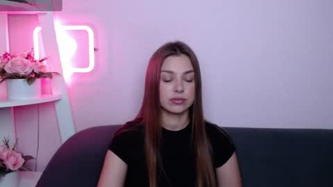 milanaangelas online show from 06/14/26, 04:58