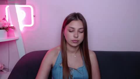 milanaangelas online show from 06/26/26, 06:07