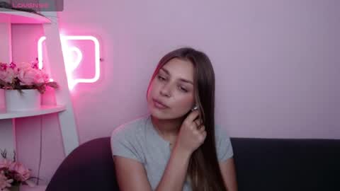 milanaangelas online show from 06/27/26, 04:50