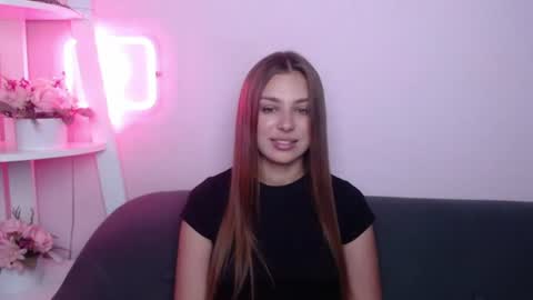 milanaangelas online show from 07/04/26, 04:40
