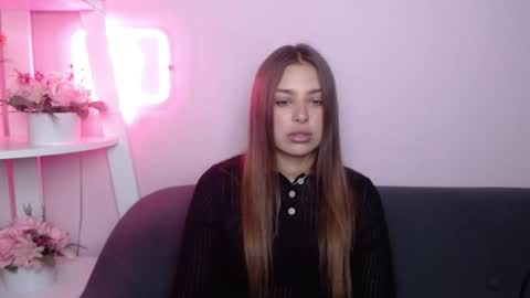 milanaangelas online show from 07/09/26, 05:00