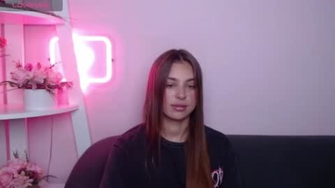 milanaangelas online show from 07/21/26, 08:11