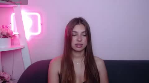 milanaangelas online show from 07/25/26, 05:05
