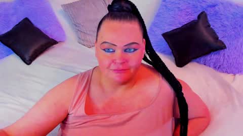 Lana online show from 02/06/25, 10:43