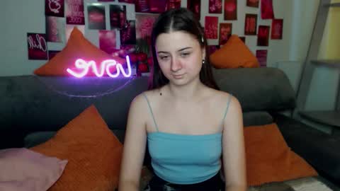 Snapshot of milanaroz chatting on 11/08/25, 06:46 milanaroz online show from 11/08/25, 06:46