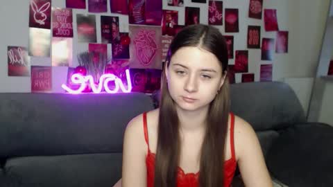 Snapshot of milanaroz chatting on 11/20/25, 05:51 milanaroz online show from 11/20/25, 05:51