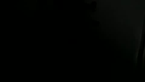 Snapshot of milania_milaa chatting on 10/31/25, 09:43 milania_milaa online show from 10/31/25, 09:43