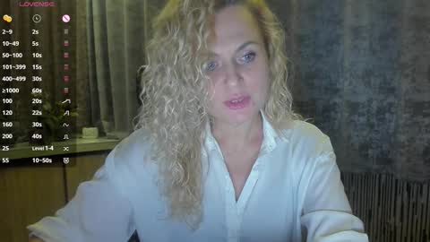 milanna_x online show from 09/12/25, 05:57