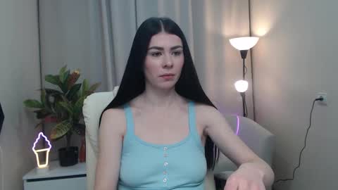 milasecretsss online show from 02/18/26, 07:15