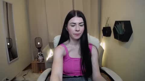 milasecretsss online show from 02/21/26, 07:42
