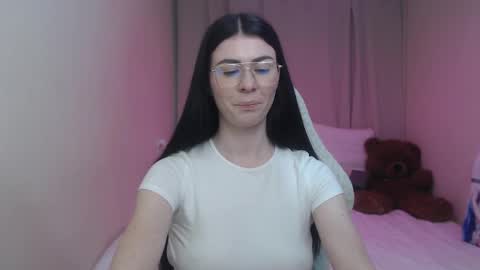 milasecretsss online show from 05/01/26, 11:59