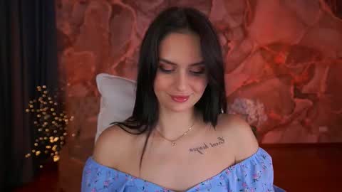 Snapshot of milashalovely chatting on 09/20/25, 08:32 Milasha online show from 09/20/25, 08:32