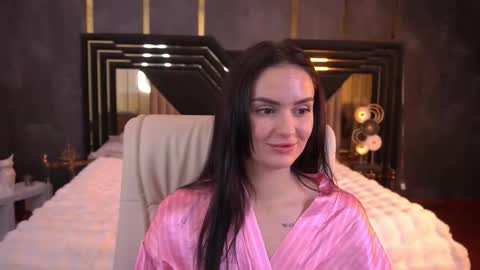 Snapshot of milashalovely chatting on 12/04/25, 02:48 Milasha online show from 12/04/25, 02:48