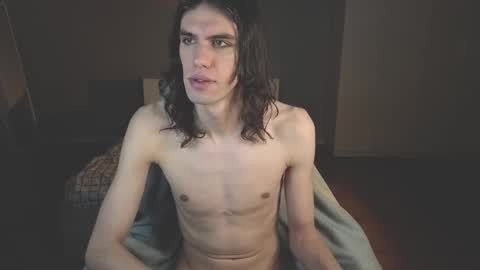 Snapshot of milaslovv chatting on 10/05/25, 05:55 Mila online show from 10/05/25, 05:55