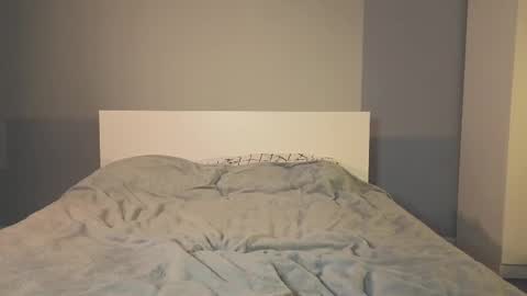 Snapshot of milaslovv chatting on 10/10/25, 06:07 Mila online show from 10/10/25, 06:07