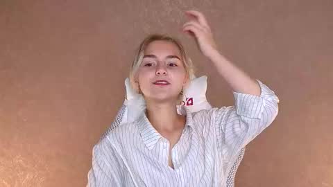 milavance online show from 09/10/25, 10:37