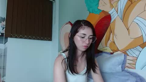 Snapshot of mildrecute chatting on 01/23/25, 04:52 Ana online show from 01/23/25, 04:52