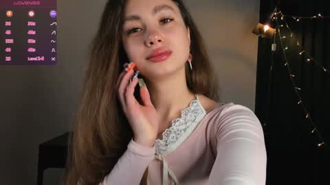 Mila online show from 12/06/24, 02:49